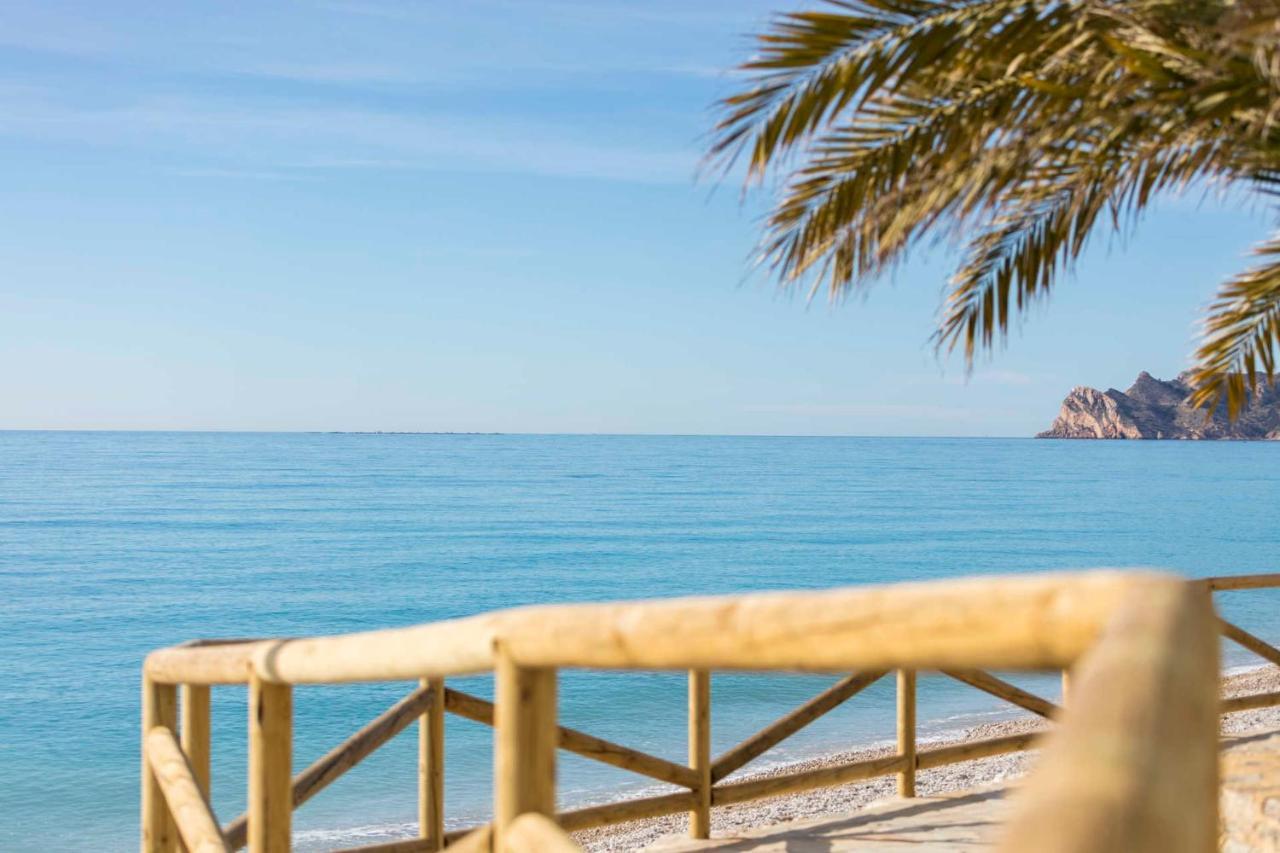 Exclusive Beachside 3 Bedroom Apartment With Pool In Альтеа Экстерьер фото